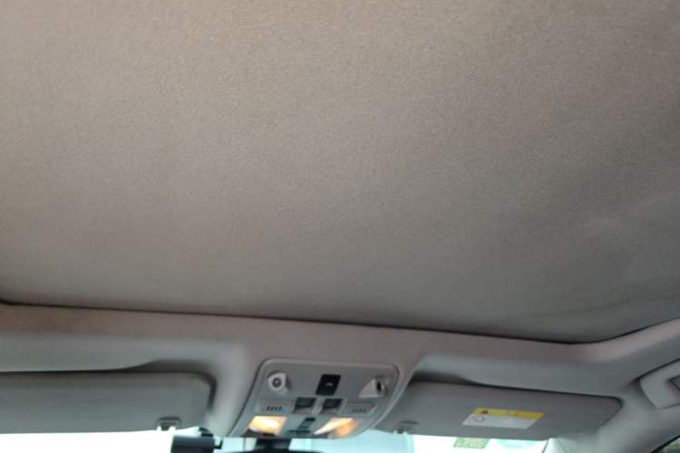 Used Cadillac SRX 2015 3.0L Elite Model Headliner