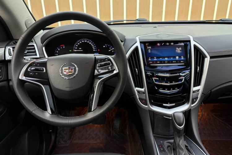 Used Cadillac SRX 2015 3.0L Comfort Version Interior 1