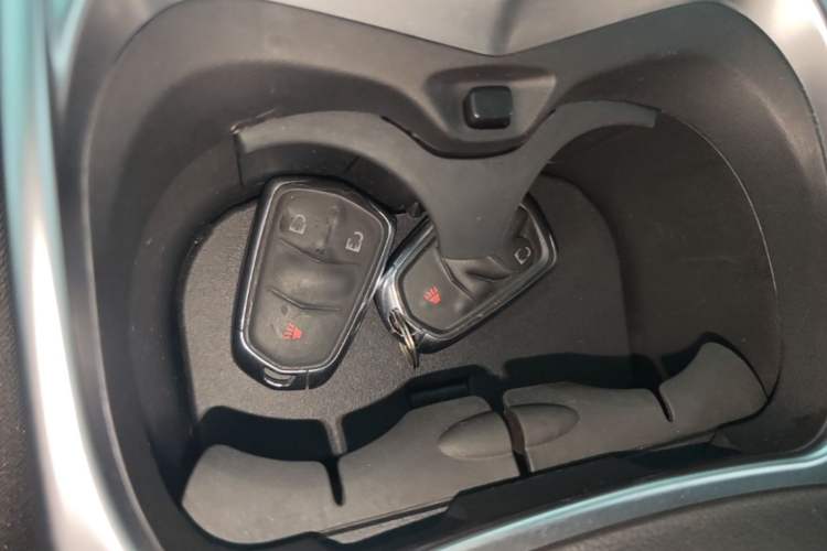 Used Cadillac SRX 2015 3.0L Comfort Version Interior 1