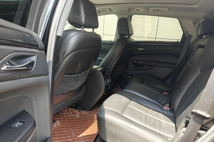 Used Cadillac SRX 2015 3.0L Comfort Version Interior 1
