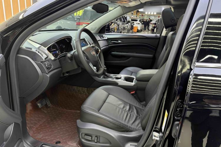 Used Cadillac SRX 2015 3.0L Comfort Version Interior 3