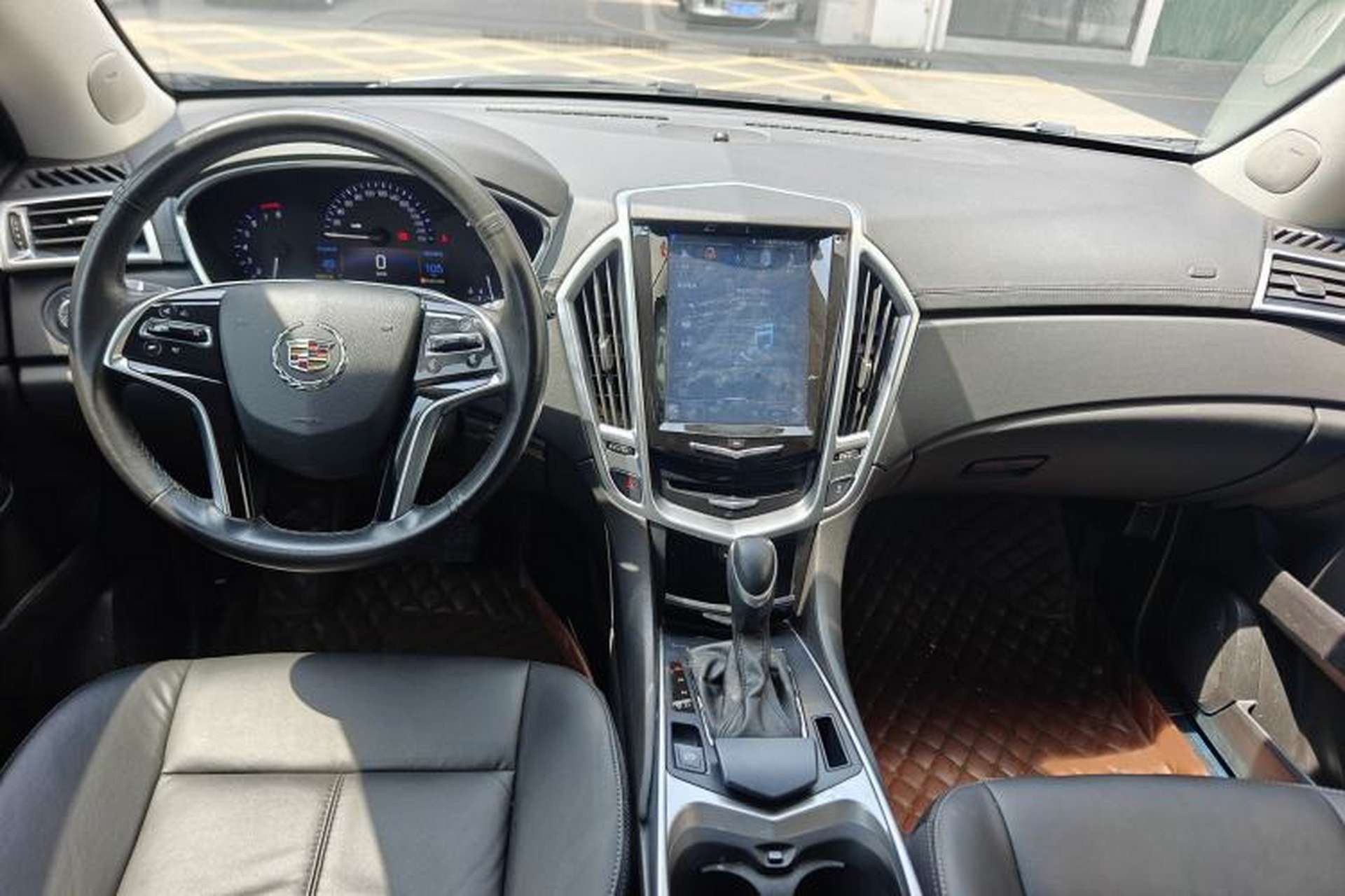 Used Cadillac SRX 2015 3.0L Comfort Version Interior 4