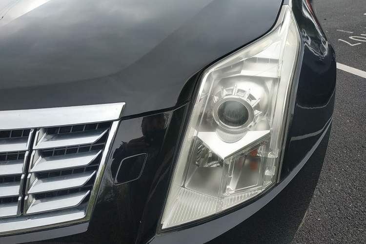 Used Cadillac SRX 2015 3.0L Elite Model Left Front Headlight
