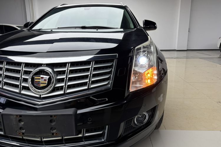 Used Cadillac SRX 2015 3.0L Elite Model Left Front Headlight