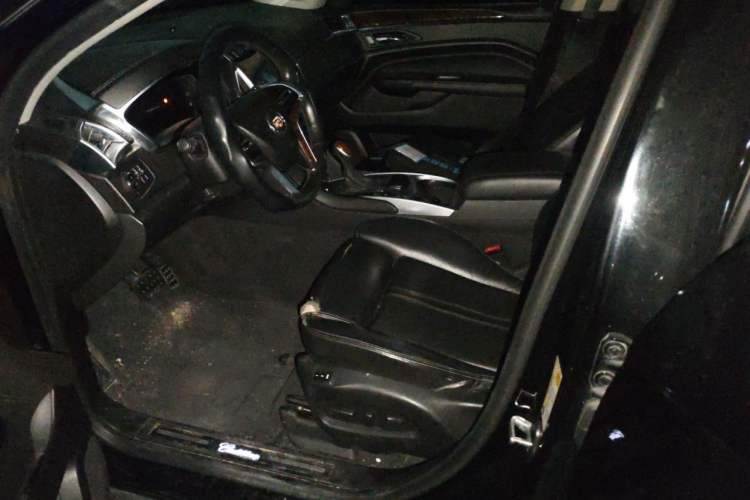 Used Cadillac SRX 2015 3.0L Elite Model Left Front Seat