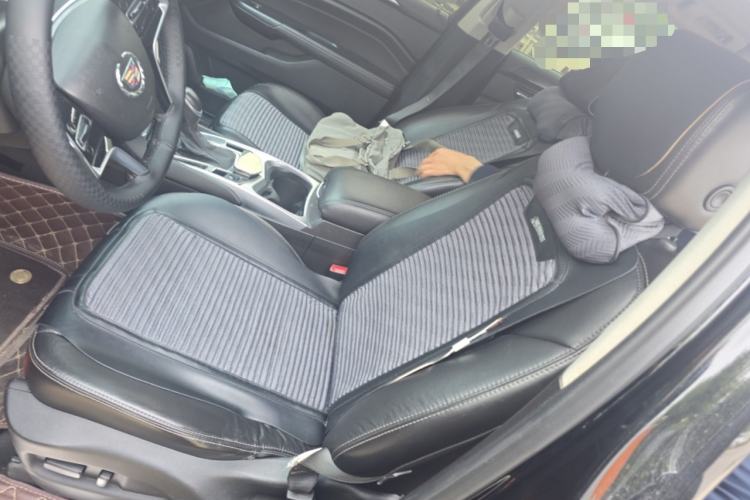 Used Cadillac SRX 2015 3.0L Comfort Version Left Front Seat