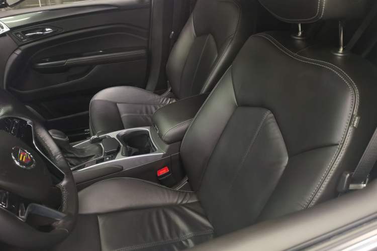 Used Cadillac SRX 2015 3.0L Comfort Version Left Front Seat