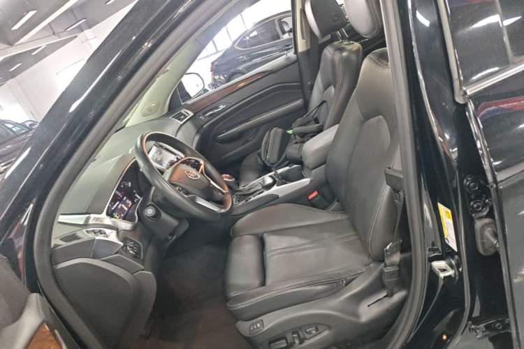 Used Cadillac SRX 2015 3.0L Elite Model Left Front Seat