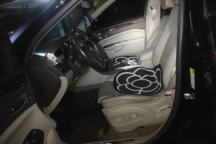 Used Cadillac SRX 2015 3.0L Elite Model Left Front Seat