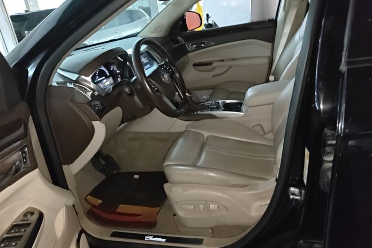 Used Cadillac SRX 2015 3.0L Elite Model Left Front Seat