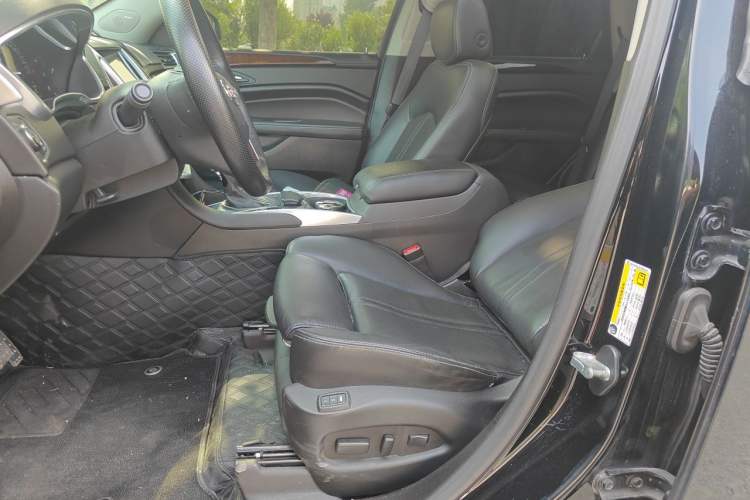 Used Cadillac SRX 2015 3.0L Elite Model Left Front Seat