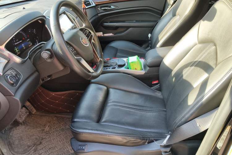 Used Cadillac SRX 2015 3.0L Elite Model Left Front Seat