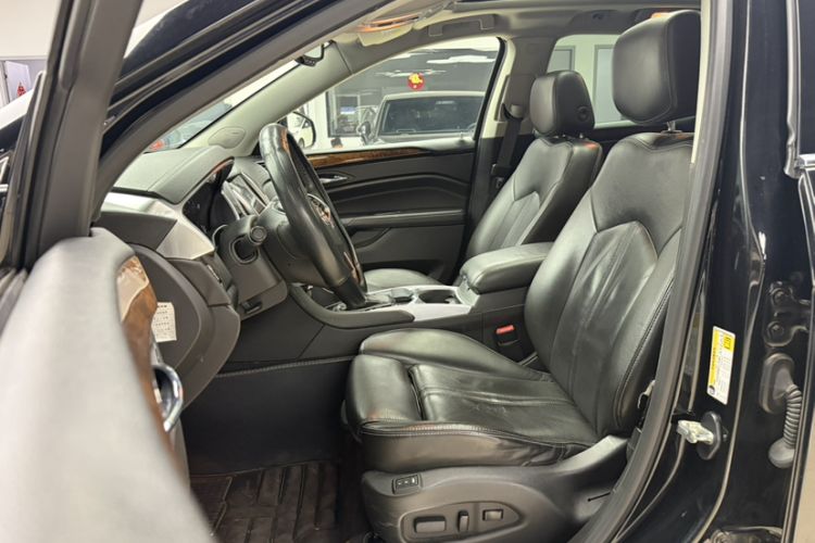 Used Cadillac SRX 2015 3.0L Elite Model Left Front Seat