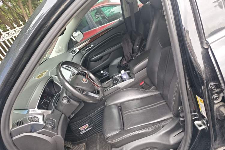 Used Cadillac SRX 2015 3.0L Elite Model Left Front Seat