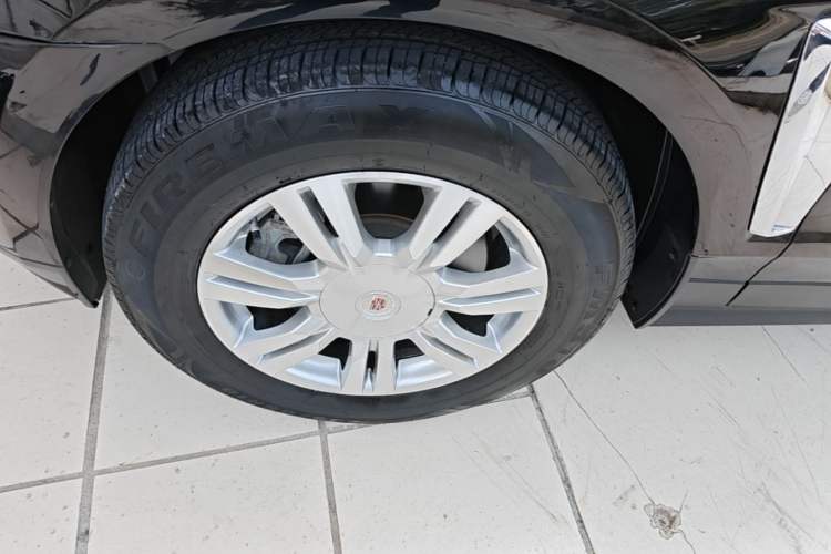 Used Cadillac SRX 2015 3.0L Elite Model Left Front Wheel Hub