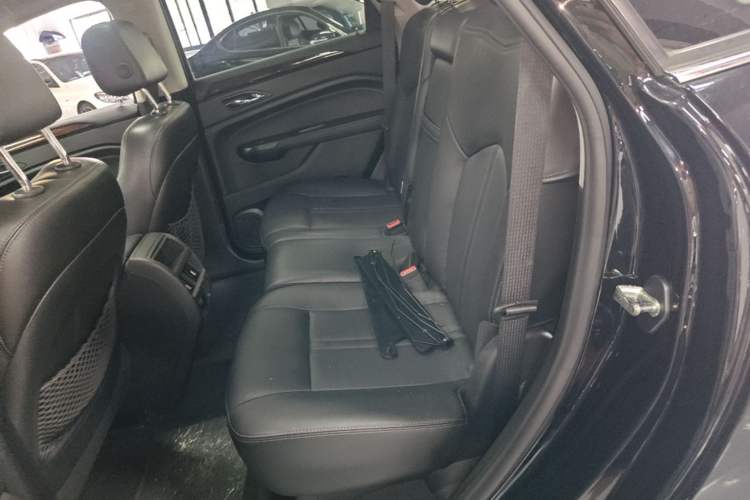 Used Cadillac SRX 2015 3.0L Elite Model Left Rear Seat