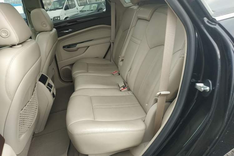 Used Cadillac SRX 2015 3.0L Elite Model Left Rear Seat