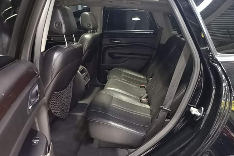 Used Cadillac SRX 2015 3.0L Elite Model Left Rear Seat
