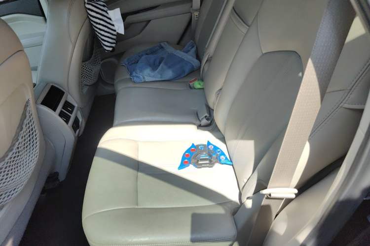 Used Cadillac SRX 2015 3.0L Elite Model Left Rear Seat
