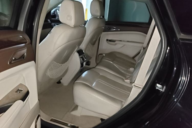 Used Cadillac SRX 2015 3.0L Elite Model Left Rear Seat