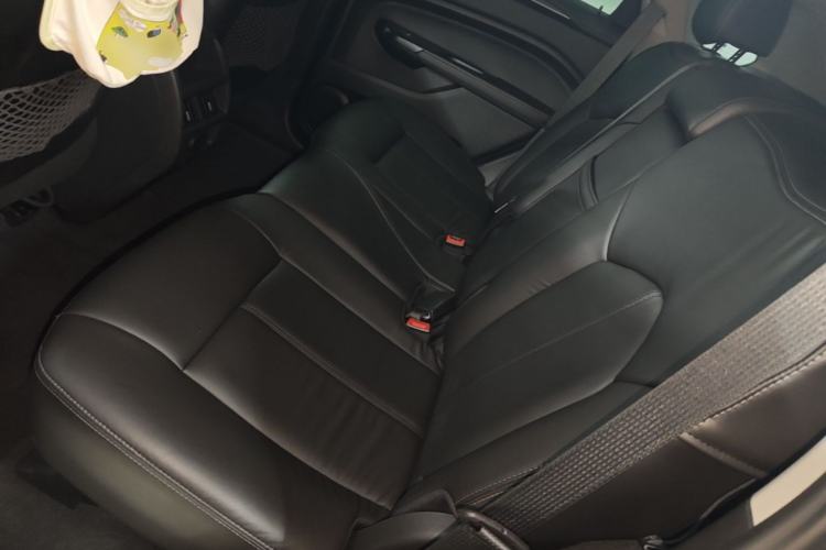 Used Cadillac SRX 2015 3.0L Comfort Version Left Rear Seat