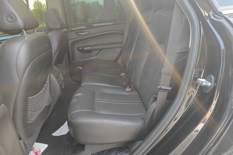 Used Cadillac SRX 2015 3.0L Elite Model Left Rear Seat