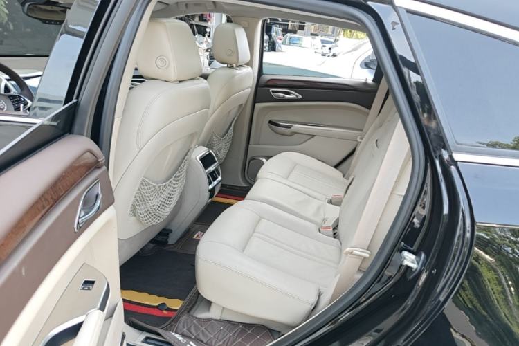 Used Cadillac SRX 2015 3.0L Elite Model Left Rear Seat