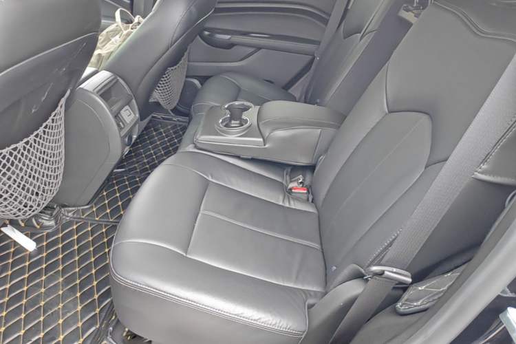 Used Cadillac SRX 2015 3.0L Comfort Version Left Rear Seat