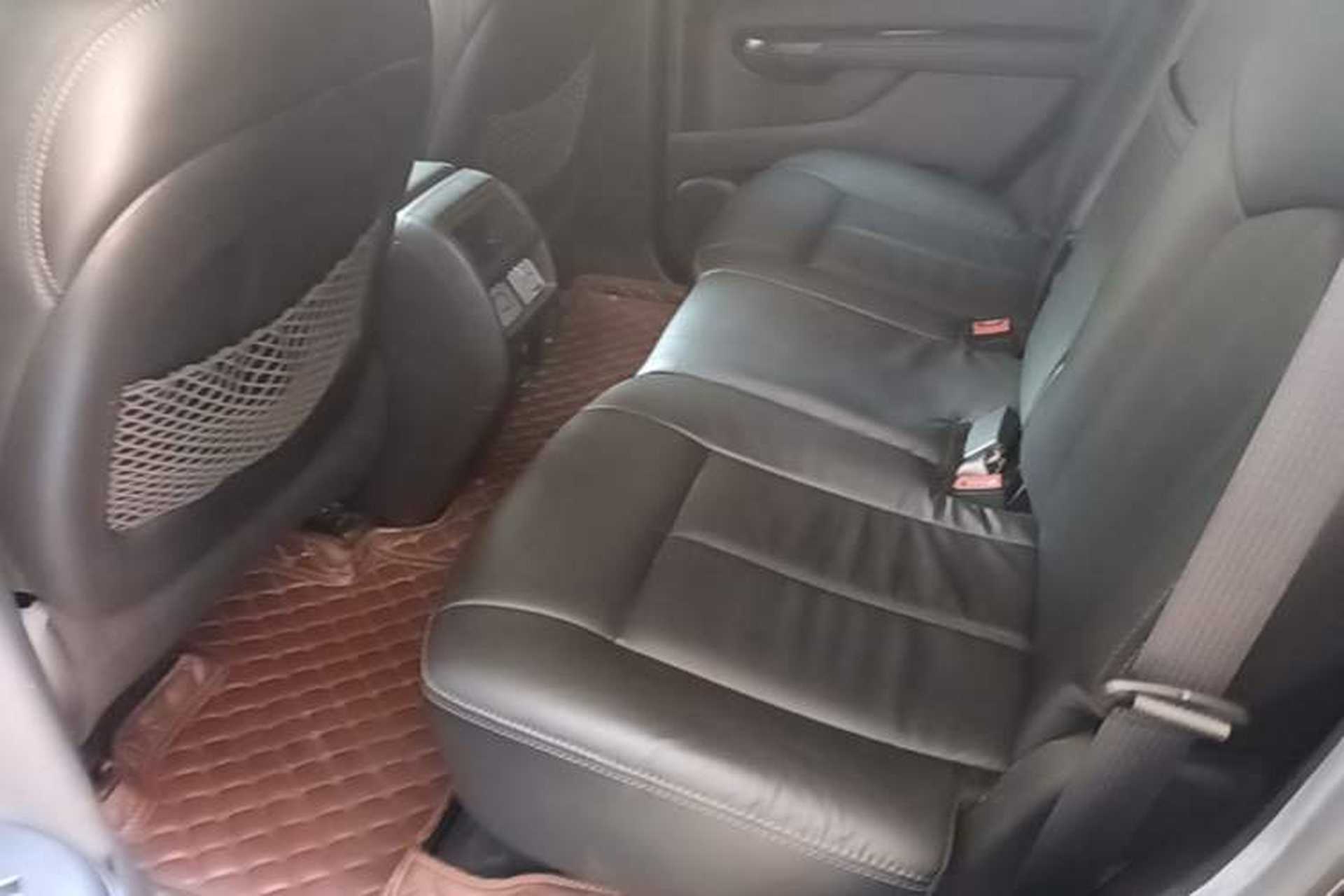 Used Cadillac SRX 2015 3.0L Comfort Version Left Rear Seat