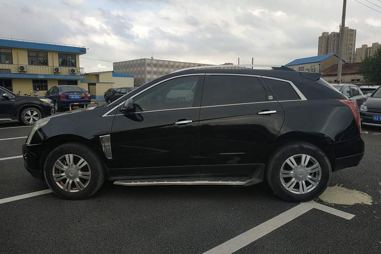 Used Cadillac SRX 2015 3.0L Elite Model Left Side