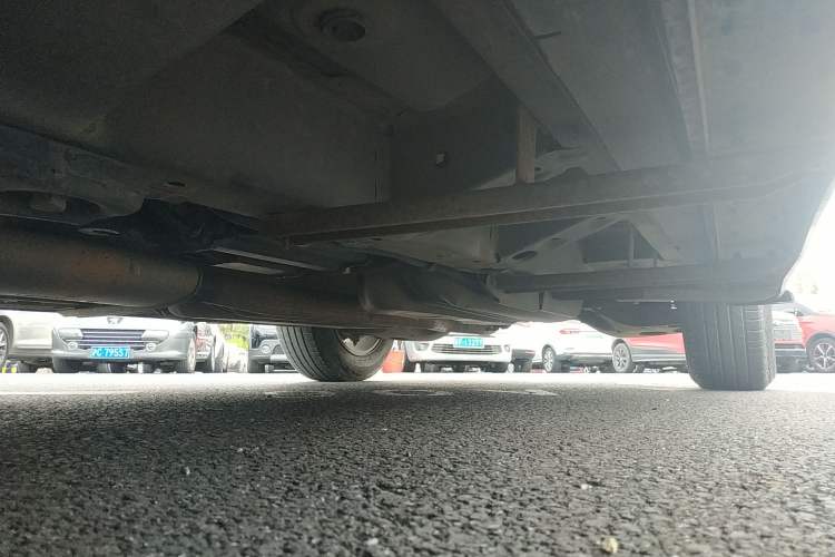 Used Cadillac SRX 2015 3.0L Elite Model Left Side Sill