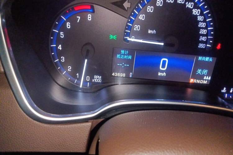 Used Cadillac SRX 2015 3.0L Elite Model Odometer Close Up