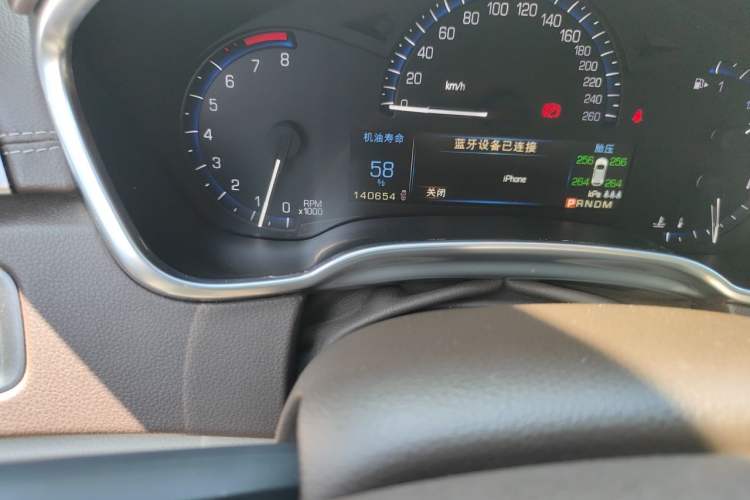Used Cadillac SRX 2015 3.0L Elite Model Odometer Close Up