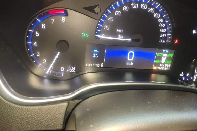 Used Cadillac SRX 2015 3.0L Elite Model Odometer Close Up
