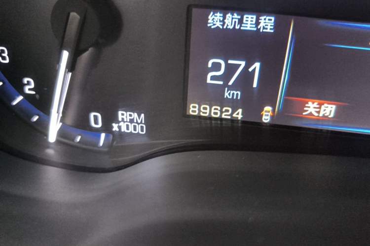 Used Cadillac SRX 2015 3.0L Elite Model Odometer Close Up