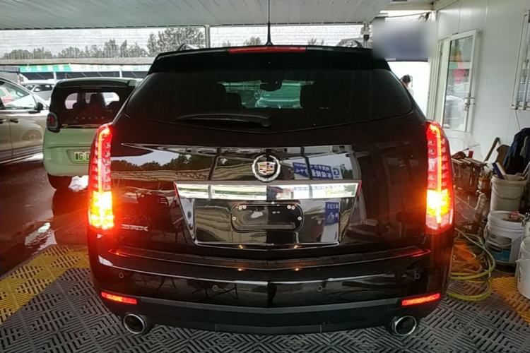 Used Cadillac SRX 2015 3.0L Leading Model Rear