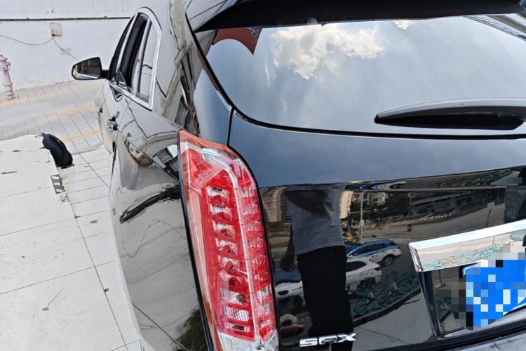 Used Cadillac SRX 2015 3.0L Elite Model Rear Left 45 Deg