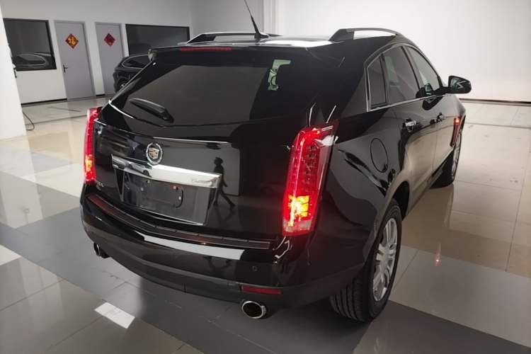 Used Cadillac SRX 2015 3.0L Elite Model Rear Right 45 Deg