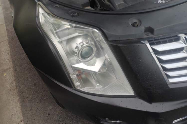 Used Cadillac SRX 2015 3.0L Elite Model Right Front Headlight