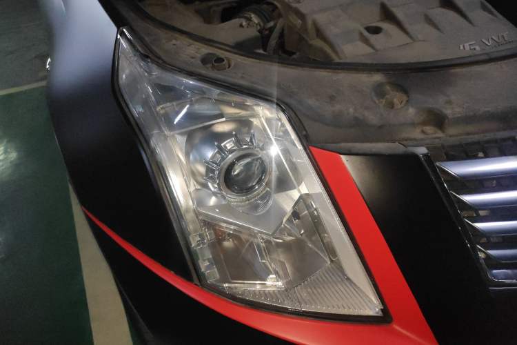 Used Cadillac SRX 2015 3.0L Elite Model Right Front Headlight