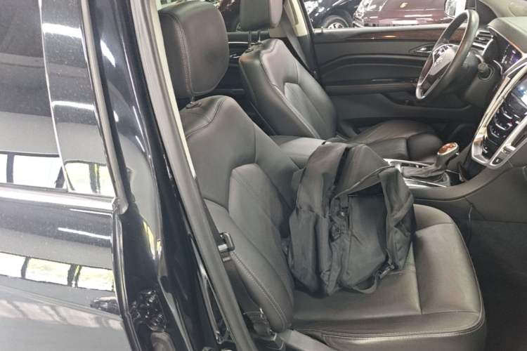 Used Cadillac SRX 2015 3.0L Elite Model Right Front Seat