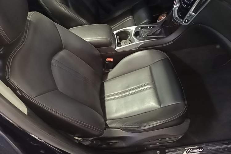 Used Cadillac SRX 2015 3.0L Elite Model Right Front Seat