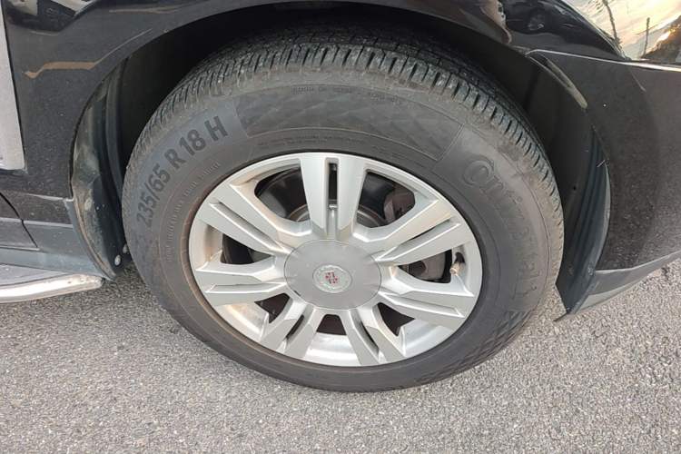 Used Cadillac SRX 2015 3.0L Elite Model Right Front Wheel Hub