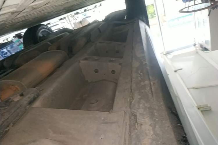 Used Cadillac SRX 2015 3.0L Leading Model Right Side Sill