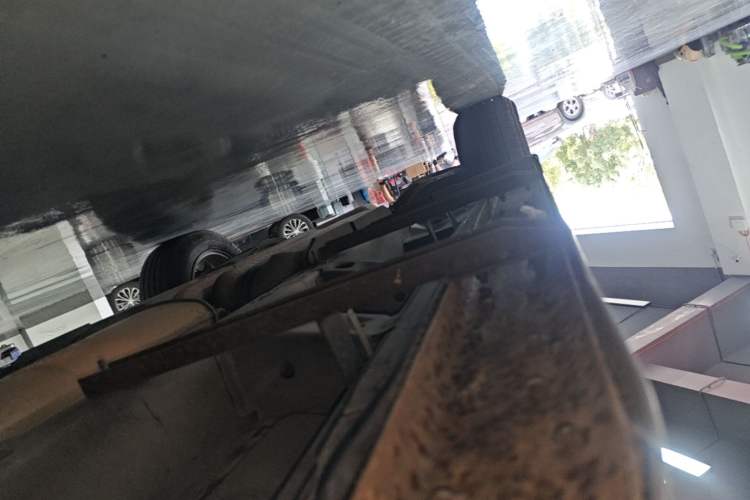 Used Cadillac SRX 2015 3.0L Elite Model Right Side Sill