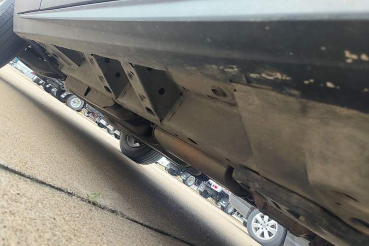 Used Cadillac SRX 2015 3.0L Comfort Version Right Side Sill