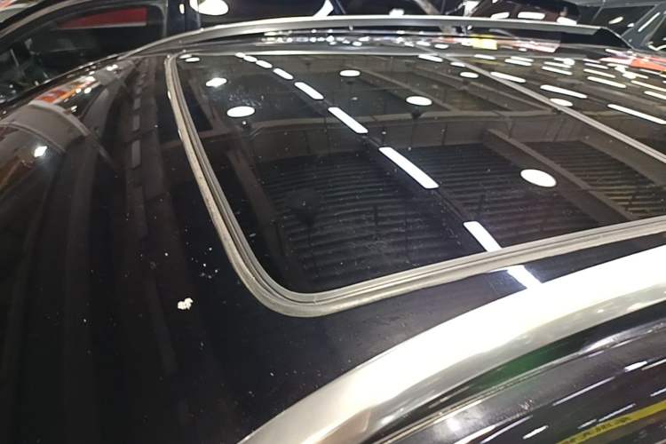 Used Cadillac SRX 2015 3.0L Elite Model Roof