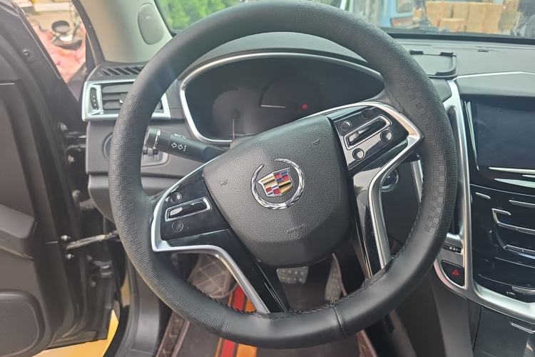 Used Cadillac SRX 2015 3.0L Comfort Version Steering Wheel