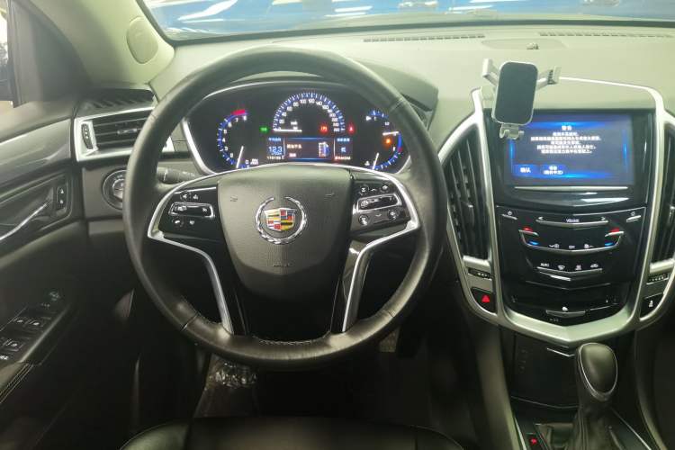 Used Cadillac SRX 2015 3.0L Comfort Version Steering Wheel