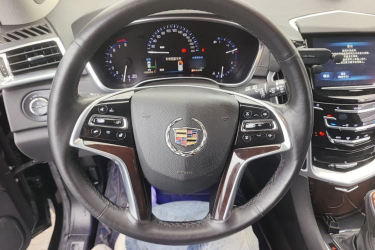 Used Cadillac SRX 2015 3.0L Elite Model Steering Wheel